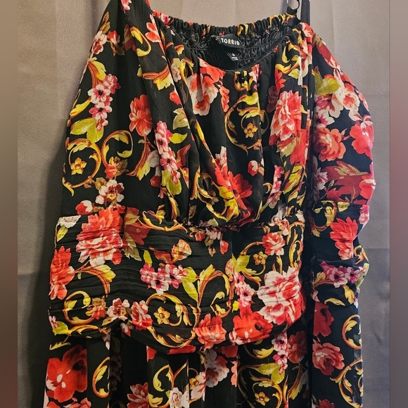 TORRID 4x Chiffon Tank Black Floral Dress Rouging Red Rose Spaghetti Strap Short - Picture 3 of 7